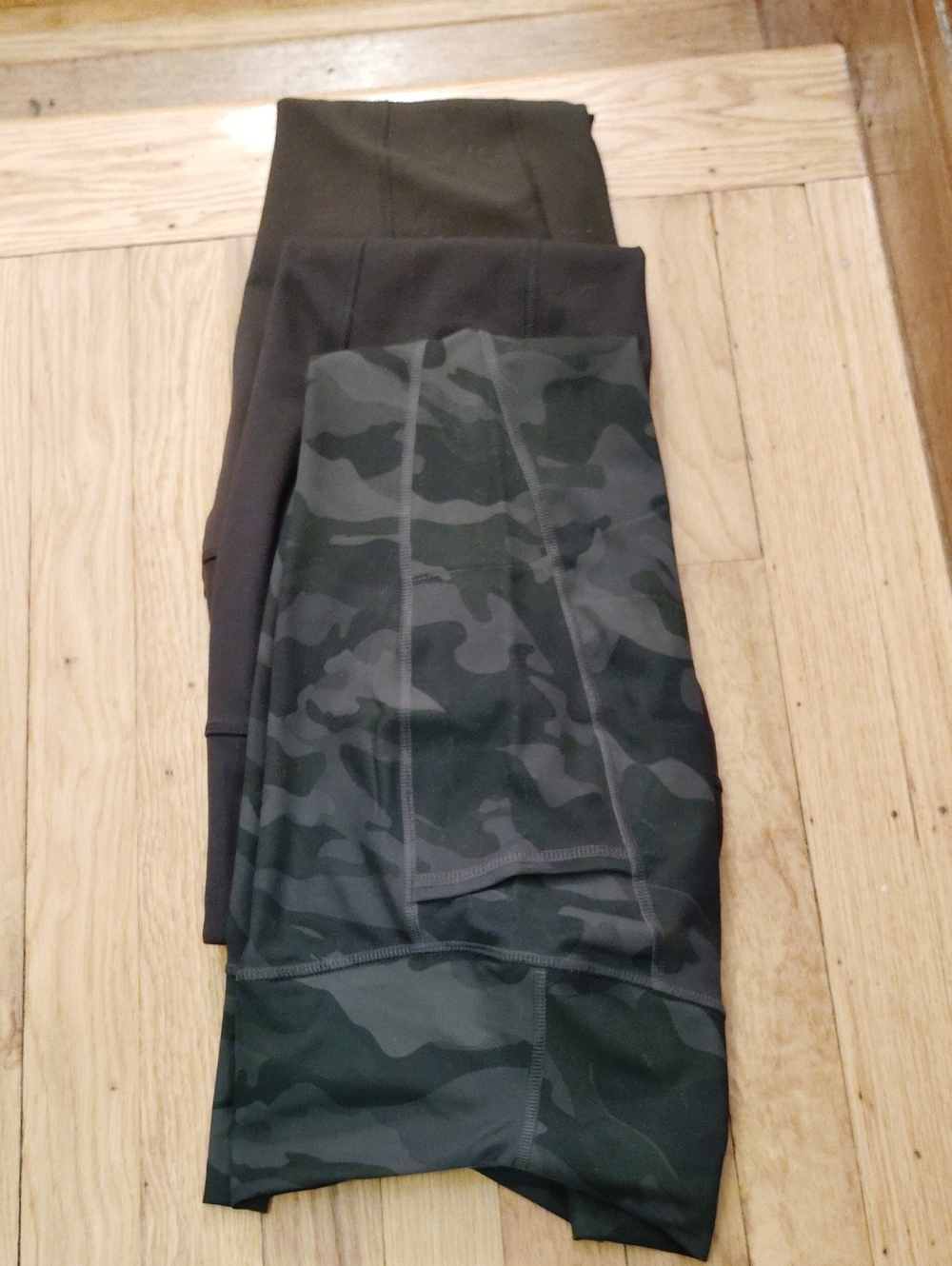 Leggings for Everyday Wear - Green, Black And Camo.